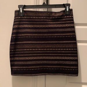 ⭐️ Express black and gold skirt ⭐️